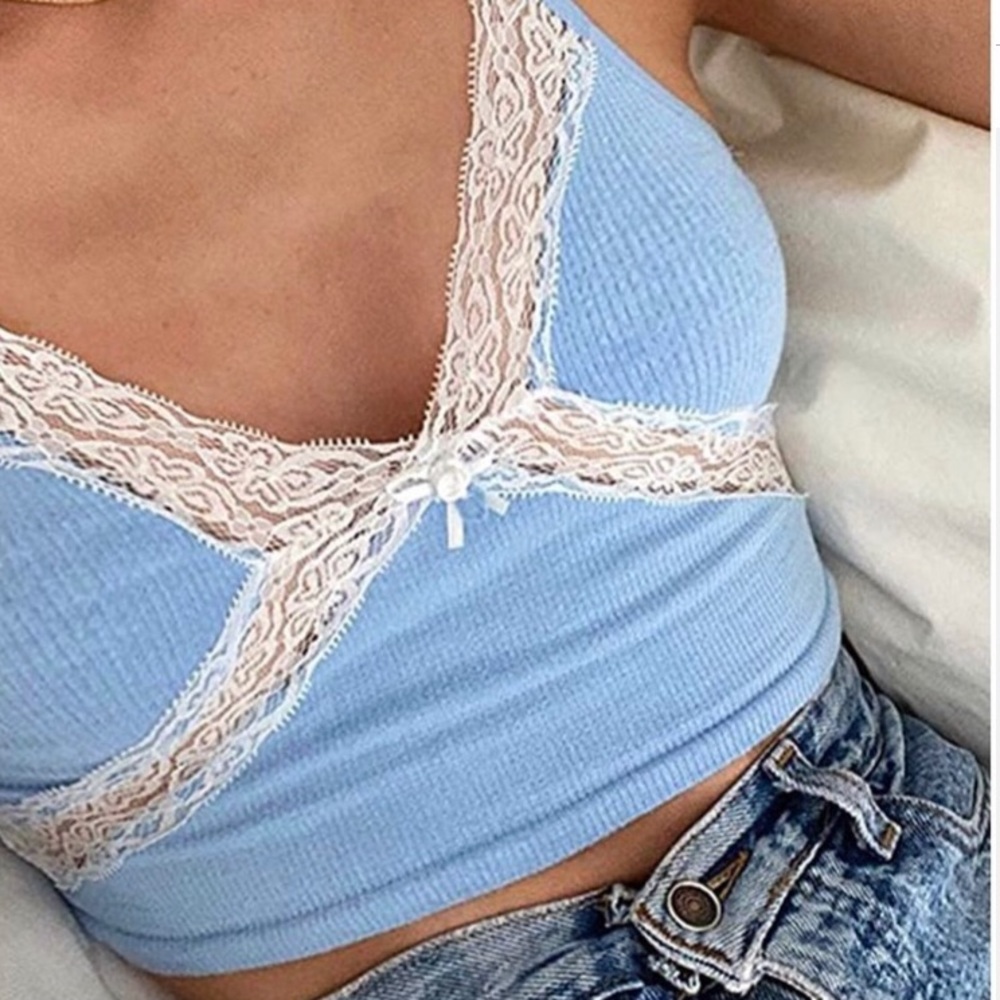 SOLD✅ shein blue and white laced cami tank top